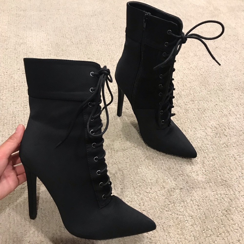 Sexy fashion nova bootie heels!